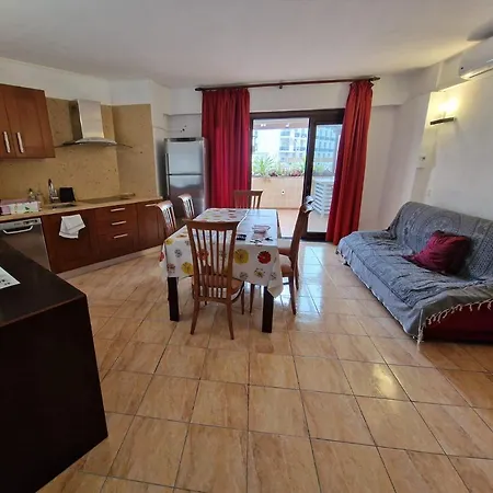 Apartment Parque Royale 1 *